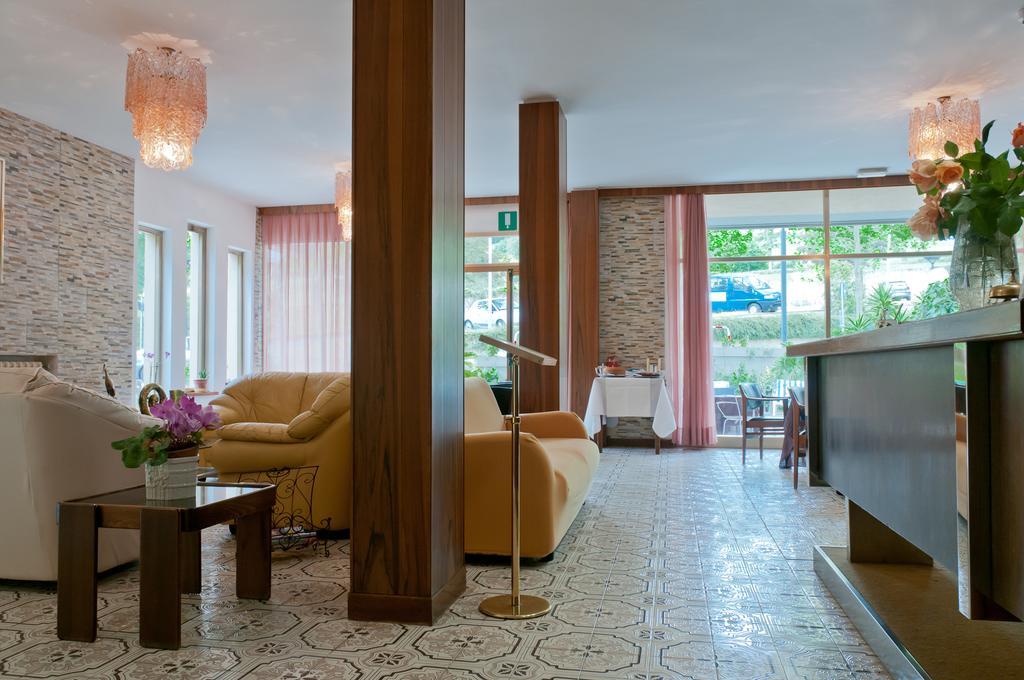 Albergo La Rosetta キアンチャーノ・テルメ エクステリア 写真